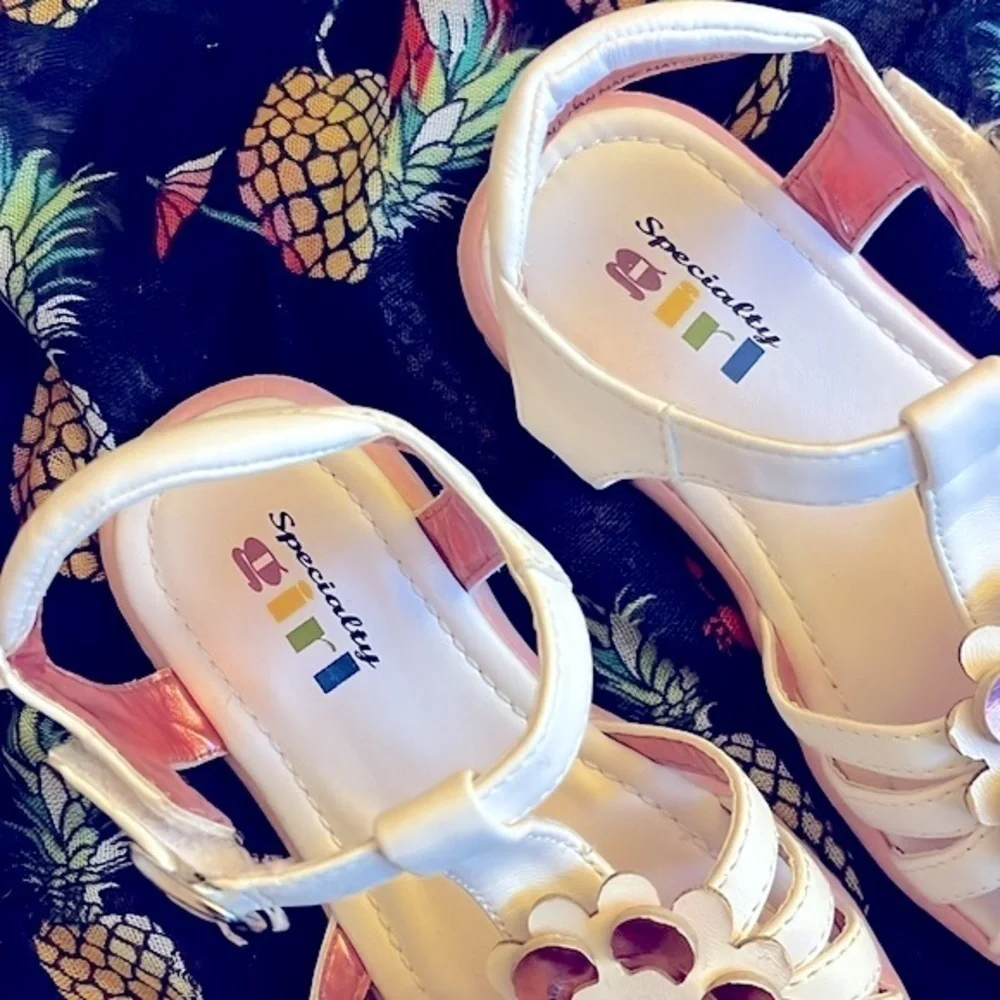 Specialty girl brand new